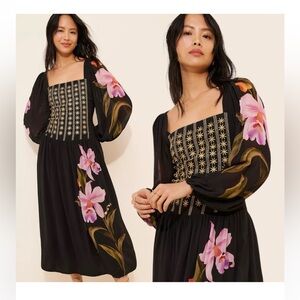 FARM Rio Embroidered Goddess
Orchid Floral Long Sleeve Midi Dress
Black Medium